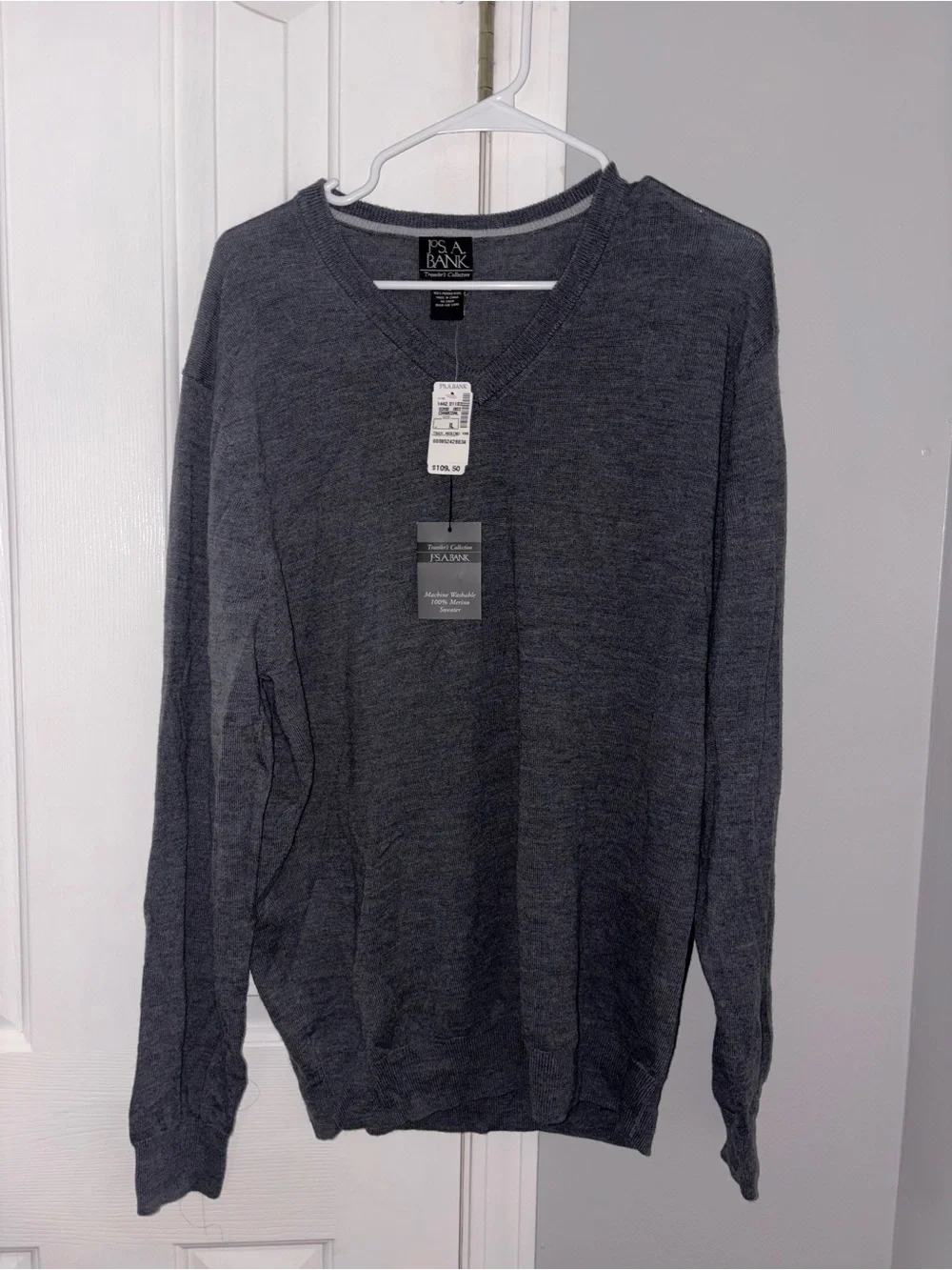 NWT Jos. A. Bank Traveler Merino Wool Charcoal V-Neck Sweater